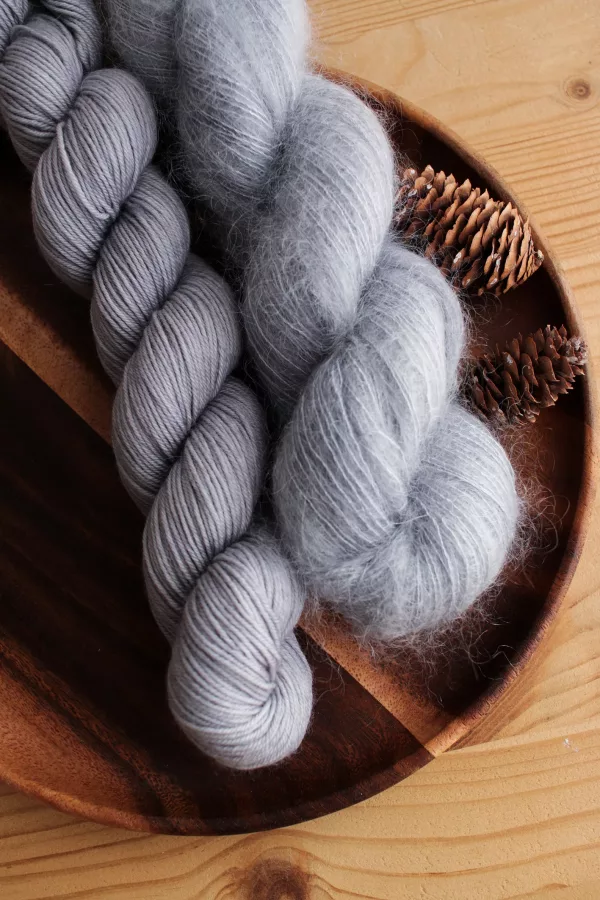 laine mohair gris,laine poilue,laine grise