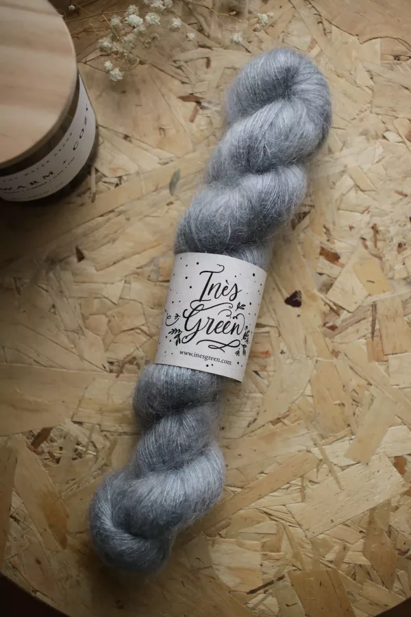 laine mohair gris,laine poilue,laine grise